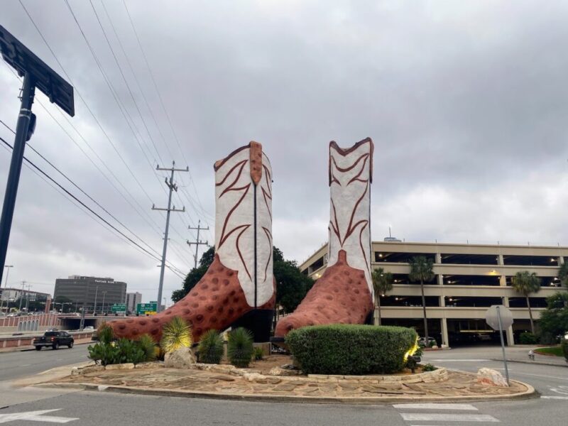 The 10 most absurd roadside attractions in Texas